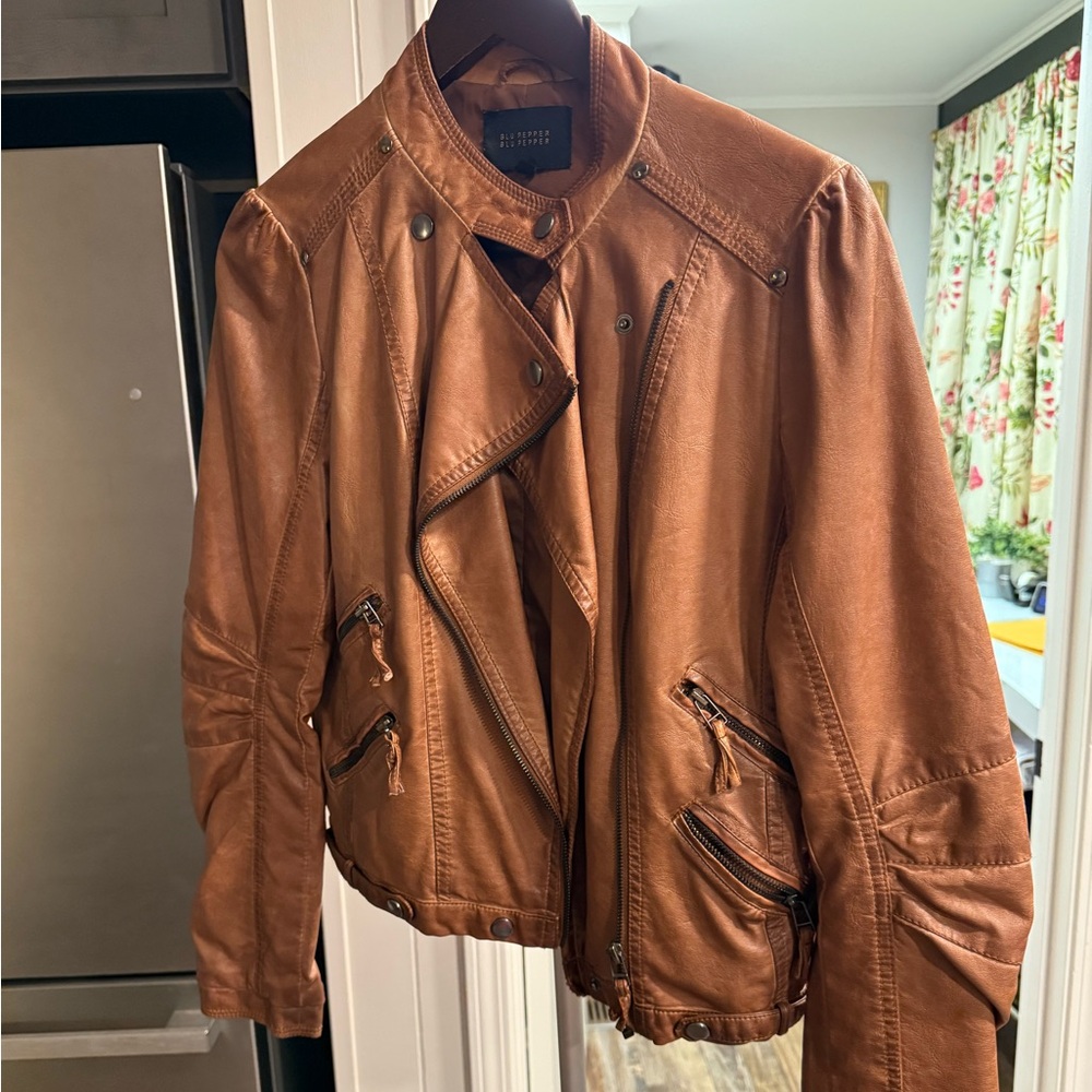 Tan Leather Jacket
 No Tag / NEVER WORN